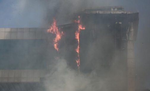 Kültür merkezinde yangın çıktı