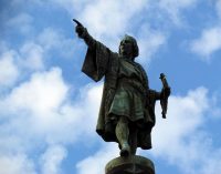 ABD’nin Chicago kentinde Kristof Kolomb’un iki heykeli kaldırıldı