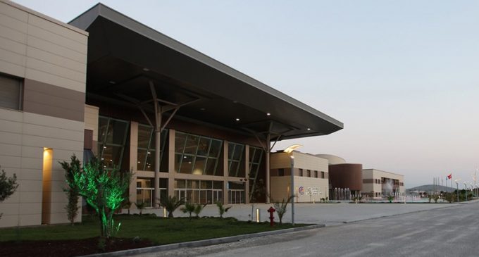 Bakanlık projeden çekildi: Türkiye’nin en büyük kongre merkezi çürümeye terk edildi
