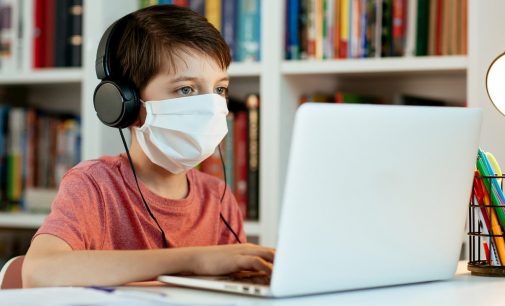 MEB’den yeni hamle: Öğretmenlerin kronik hastalıkları, öğrencilerin de bilgisayarı olup olmadığı araştırılıyor