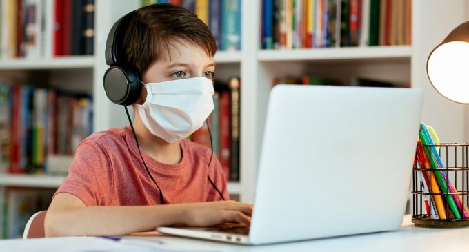 MEB’den yeni hamle: Öğretmenlerin kronik hastalıkları, öğrencilerin de bilgisayarı olup olmadığı araştırılıyor