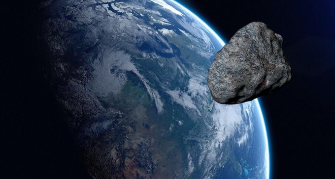 NASA uyardı: Beş asteroit Dünya’ya yaklaşıyor