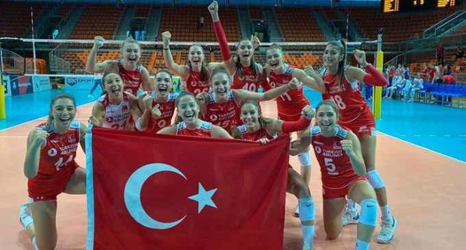Türkiye 19 Yaş Altı Kız Voleybol Milli Takımı Avrupa Şampiyonu oldu