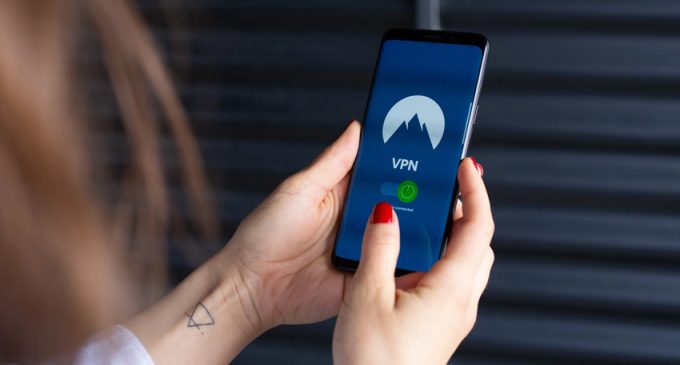 Sosyal medya düzenlemesi yasalaştı: Bir gecede VPN’e talep yüzde 20 arttı