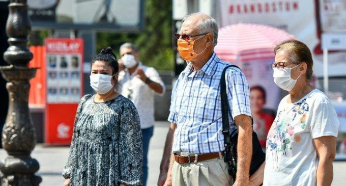 Ankara’da kadına yönelik şiddete karşı ortak tepki: Turuncu maske