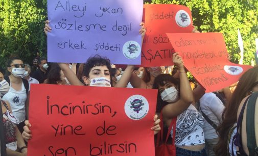 Kadınlar tüm yurtta ‘İstanbul Sözleşmesi’ için meydanlara çıktı: İzmir’deki eylemlere polis saldırdı