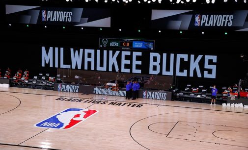 Jacob Blake’in sırtından vurulmasını protesto eden Milwaukee Bucks, Orlando Magic maçına çıkmadı