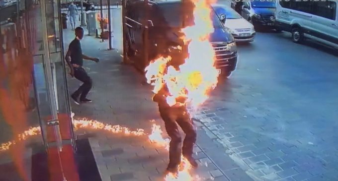 İstanbul’da korkunç olay: Kavga ettiği kardeşinin üzerine tiner dökerek yaktı