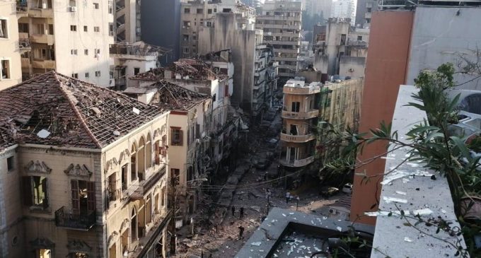 Lübnan’ın başkenti Beyrut’ta büyük patlama: Ölü ve yaralılar var