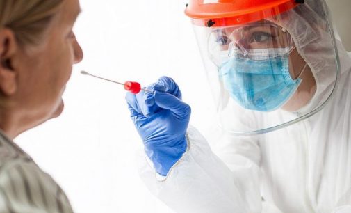Türkiye’de koronavirüs testlerinin pozitif çıkma oranı son iki ayda 3 kat arttı