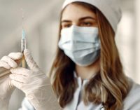 Rusya’dan umut veren açıklama: Koronavirüs aşısı deneylerine katılan gönüllüler bağışıklık gösterdi