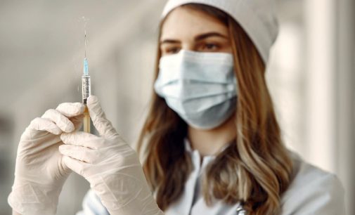 Rusya’dan umut veren açıklama: Koronavirüs aşısı deneylerine katılan gönüllüler bağışıklık gösterdi