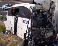 İstanbul’da yolcu otobüsü yoldan çıktı: Beş ölü, 25 yaralı