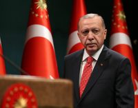 Erdoğan: Bay Kemal yanına iki tane başörtülü alıp milleti aldatma sürecini de bıraksın