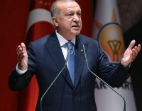 AKP’den ‘Z kuşağı’ projesi: Youtuberlarla görüşülecek