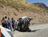 Hakkari’de araç uçuruma yuvarlandı: Altı kişi yaşamını yitirdi