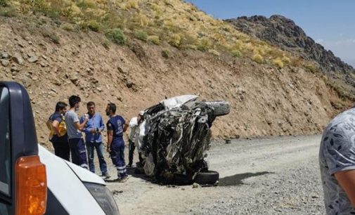 Hakkari’de araç uçuruma yuvarlandı: Altı kişi yaşamını yitirdi