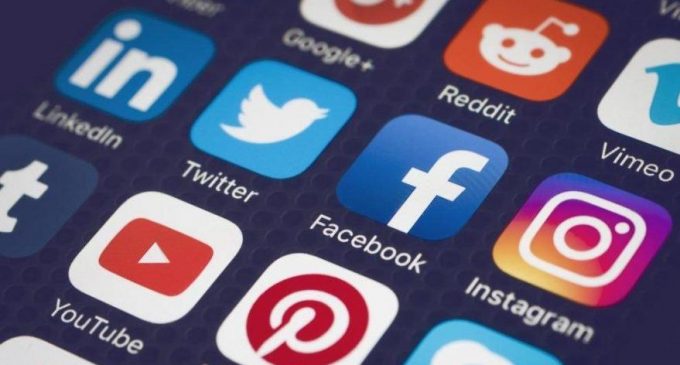 Uzmanların “Otoriteryen rejimler için model yasa” dediği sansür yasası Twitter, Facebook ve Google’ı nasıl etkileyecek?