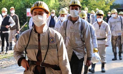 Pandeminin 18’inci ayı: Çalışırken Covid-19’a yakalanıp ölen işçi sayısı en az bin 209 oldu