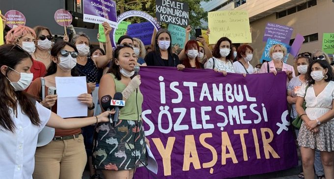 İstanbul Sözleşmesi’nden çekilme kararına CHP’den ilk tepkiler: Sözleşmeyi geri getireceğiz