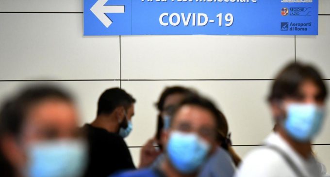 İtalya’da koronavirüs vakalarının yaş ortalaması 35’e düştü