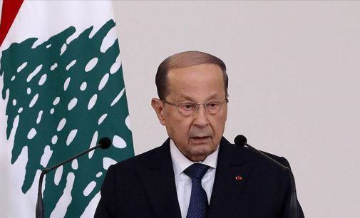 Lübnan Cumhurbaşkanı yeni hükümeti kurma çalışmalarını erteledi