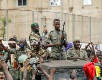 Afrika Birliği, Mali’nin üyeliğini askıya aldı