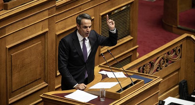 Yunanistan Başbakanı Miçotakis açıkladı: İyon Denizi’nde karasularımızı 12 mile genişleteceğiz