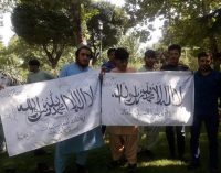 Afganistan’dan tepki gelmişti: İran’da Taliban bayrağı açan 19 Afgan gözaltına alındı