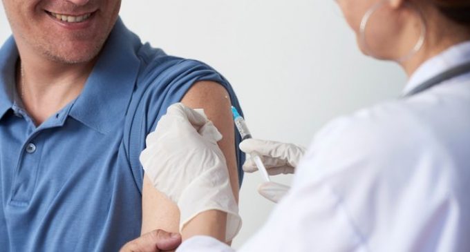 Grip aşısı alabilecek kişiler e-Nabız’a yüklendi