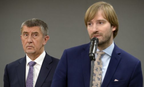 Önlemleri başbakana kabul ettiremedi, vakalar arttı: Çek Cumhuriyeti’nde Sağlık Bakanı istifa etti
