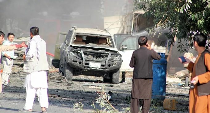 Afganistan’da üst düzey ismin konvoyuna bombalı saldırı