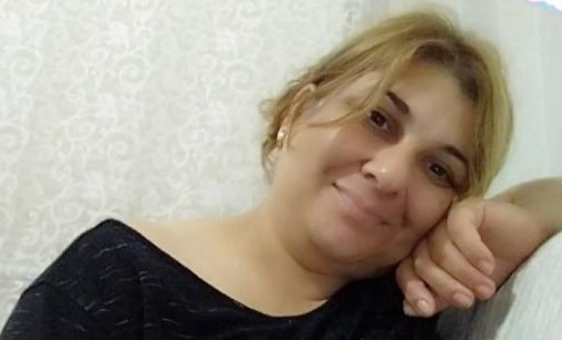 Aile Sağlığı Merkezi’nde ebe olarak görev yapan Şehri Kayhan, koronavirüsten yaşamını yitirdi