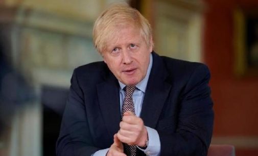 Boris Johnson, İngiltere’de artan vaka sayısı sonrası yeni kısıtlamaları açıkladı