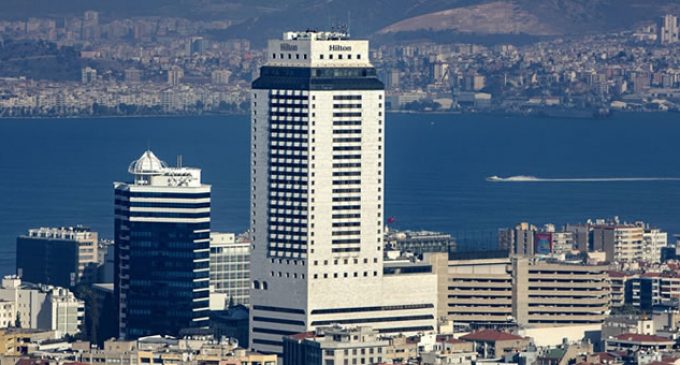 Tunç Soyer açıkladı: Hilton oteli depremzedelere açılıyor