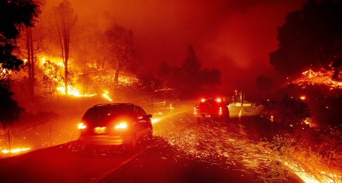 ABD’nin batısındaki orman yangınlarında ölü sayısı 15’e yükseldi: Oregon’un nüfusunun yüzde 10’u tahliye edildi