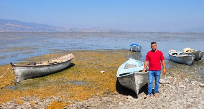 Marmara Gölü için tehlike çanları çalıyor: Su 500 metre çekildi, derinlik bir metreye düştü