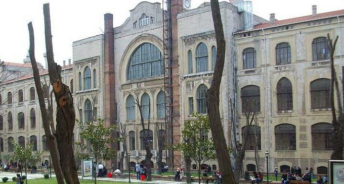 Marmara Üniversitesi’nde sınav sonuçları bir gün arayla değişti