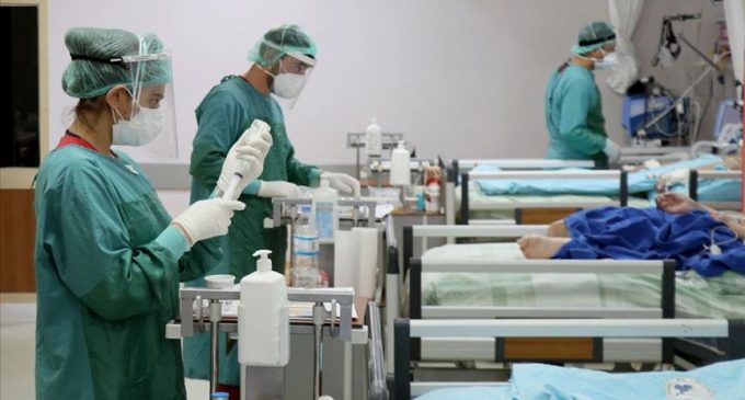“Koronavirüs hastalarına içeriği bilinmeyen ilaç verilerek kobay yapıldı” iddiası