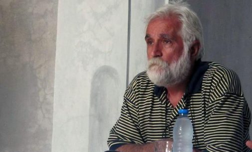 Yazar Temel Demirer’in evi basıldı: ‘Cumhurbaşkanına hakaret’ suçlamasıyla gözaltına alındı