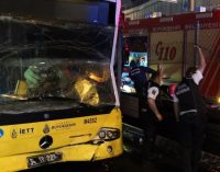 İstanbul’da iki metrobüs çarpıştı: Yedi yaralı