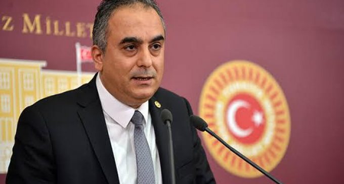 AKP İstanbul Milletvekili Markar Esayan yaşamını yitirdi