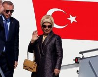 Emine Erdoğan’ın çantasını eleştirmek “suç” oldu: Savcı “Anlayana gerekçe açık” dedi