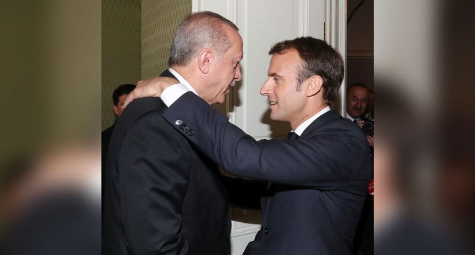 Erdoğan’ın imzasıyla işbirliği: Türkiye’den Fransa’ya laiklik sözü