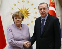 Erdoğan ile Merkel arasında video konferans görüşmesi