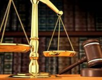 79 hukuk fakültesinin 17’sinde dekanlar hukukçu değil