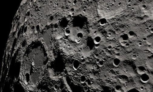 NASA’dan önemli duyuru: Ay’ın güneşe bakan yüzeyinde su bulundu