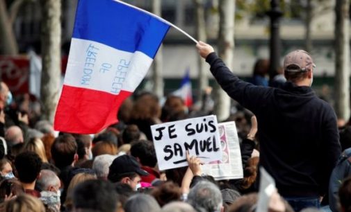 Fransa’da öğretmen cinayetinin ardından “dini karikatür” kitabı yayımlanması teklifi