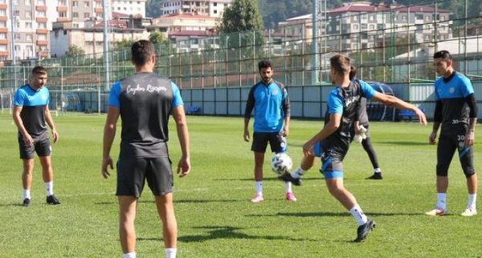 Süper Lig’de koronavirüs yayılıyor: Rizespor’da da iki futbolcunun Covid-19 test sonuçları pozitif çıktı