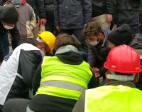 Madencilerin yürüyüşüne jandarma engeli: Bizim değil patronun yolunu kapatın!